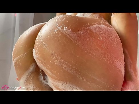 ❤️ Zeshkania masturbon pidhin me vibrator deri në orgazmë intensive në dush ️ Video e ndyrë në pornografi sq.porn-tub-sexer.ru ❌️❤