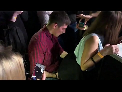 ❤️ Seks i vërtetë në një klub nate rus. Një vajzë 18-vjeçare ruse në anus dhe vaginë është qitur në një klub nate ️ Video e ndyrë  në pornografi sq.porn-tub-sexer.ru ❌️❤
